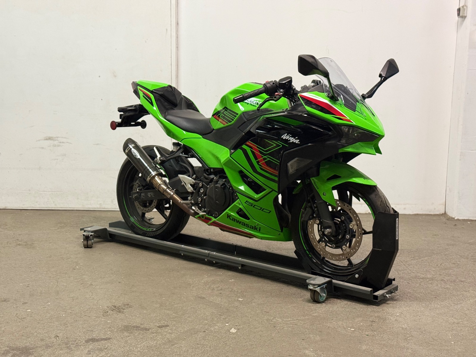 Kawasaki Ninja 500 in grün